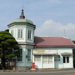 旧殿居郵便局局舎