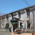 ②名和昆虫博物館外観