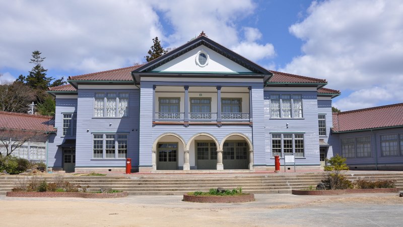 旧滝部小学校本館 (下関市立豊北歴史民俗資料館)