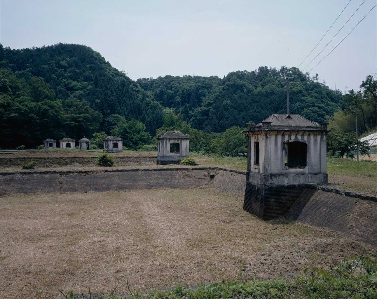 旧美歎水源地水道施設（８所１基１棟）