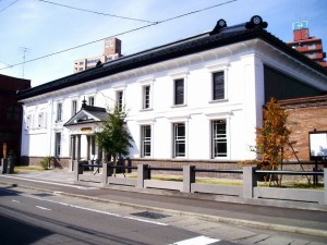 弘前市立百石町展示館(旧青森銀行津軽支店) 弘前市立百石町展示館(旧青森銀行津軽支店)