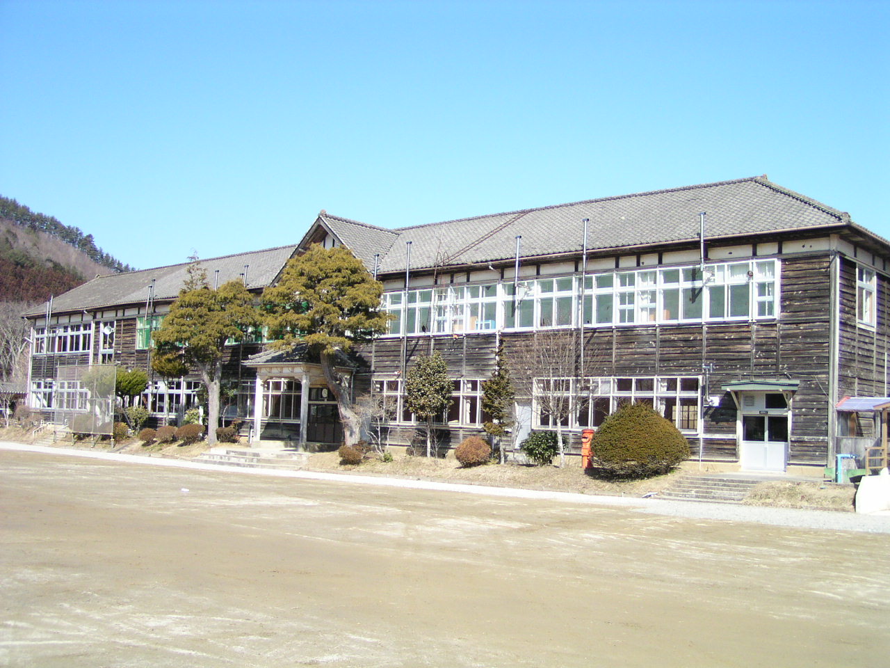 旧月立小学校校舎