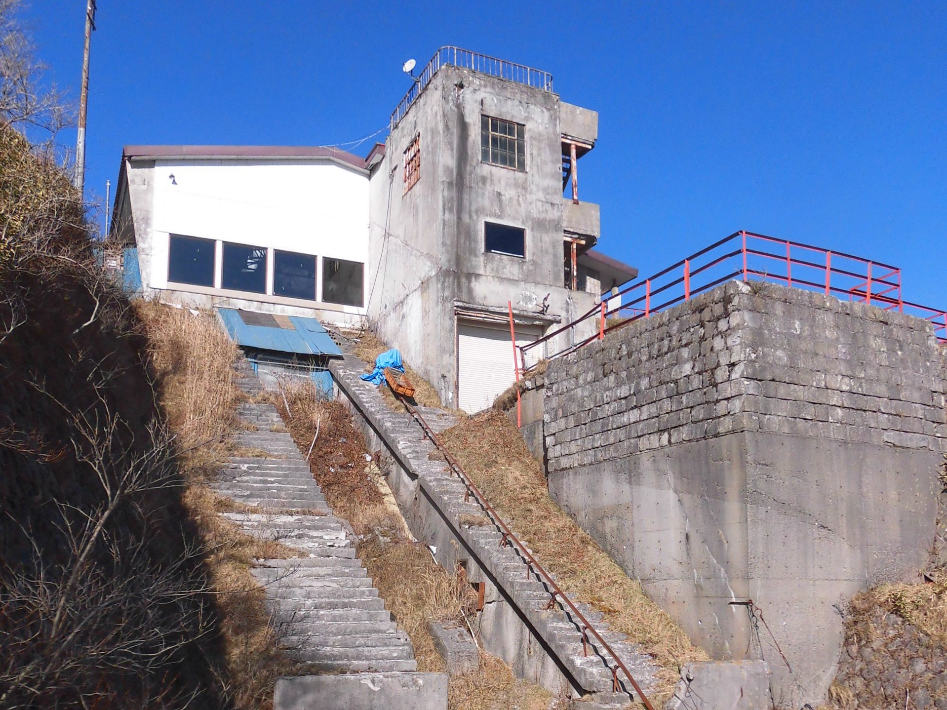 赤城山頂駅記念館　サントリービア・ハイランドホール （旧赤城山鋼索鉄道赤城山頂駅駅舎及びプラットホーム）