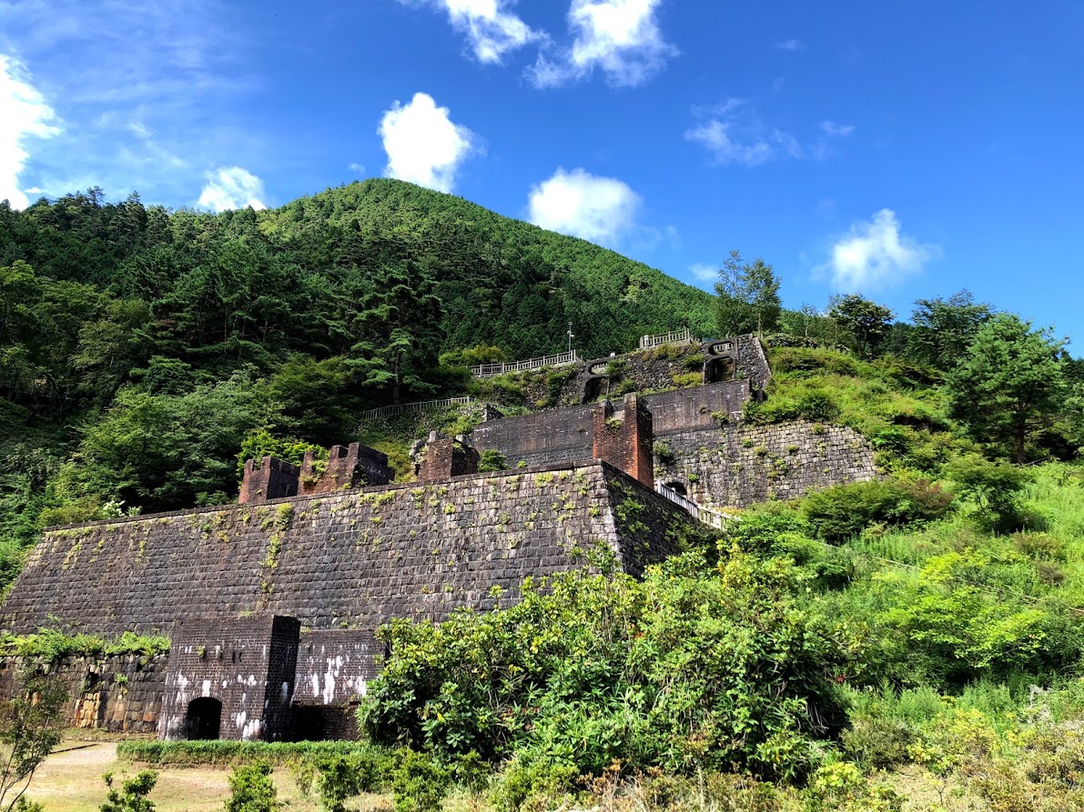 東平貯鉱庫・選鉱場・索道停車場跡